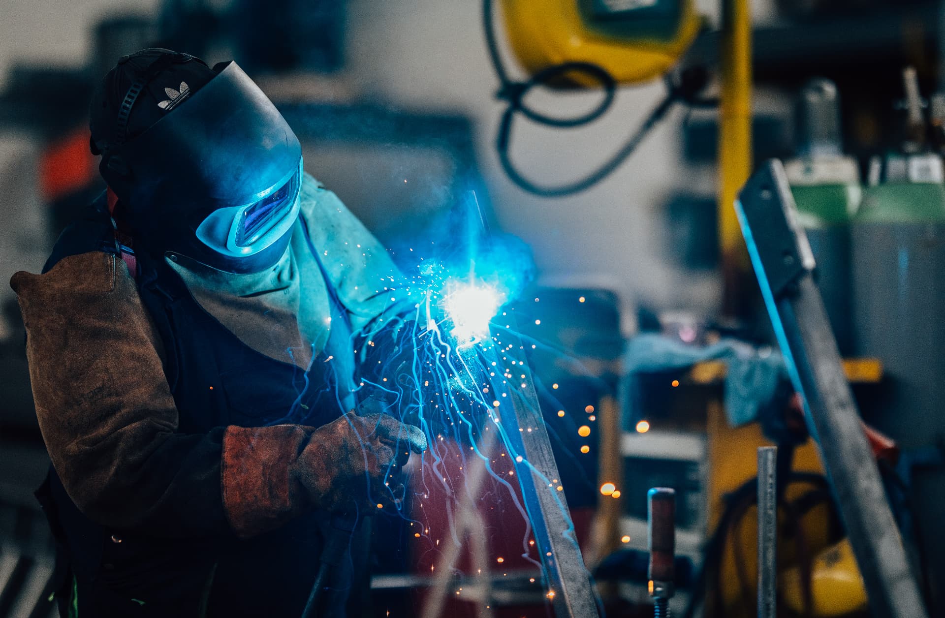 Industrieservice — damit Ihre Produktion läuft — Industrieservice von H&H Eisen-Müller in Fellbach bei Stuttgart