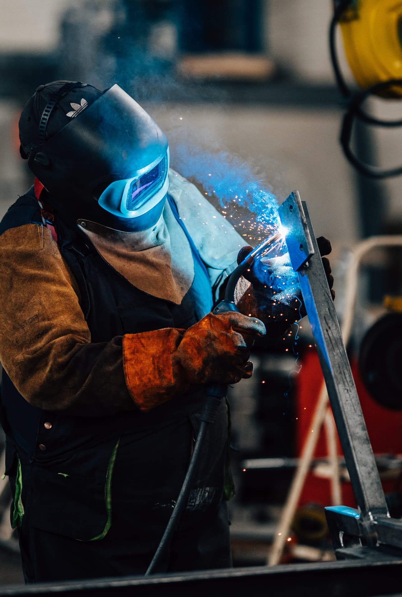 Industrieservice — Leistungsdetail von H&H Eisen-Müller in Fellbach bei Stuttgart